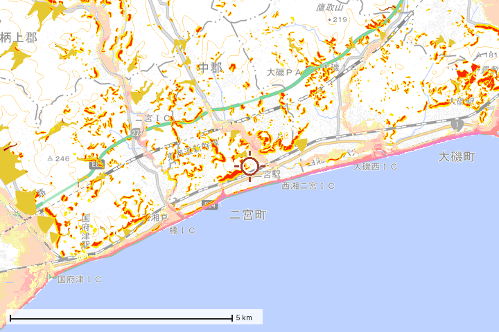 二宮町周辺のハザード重ね図