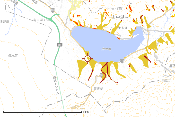 山中湖村周辺のハザード重ね図